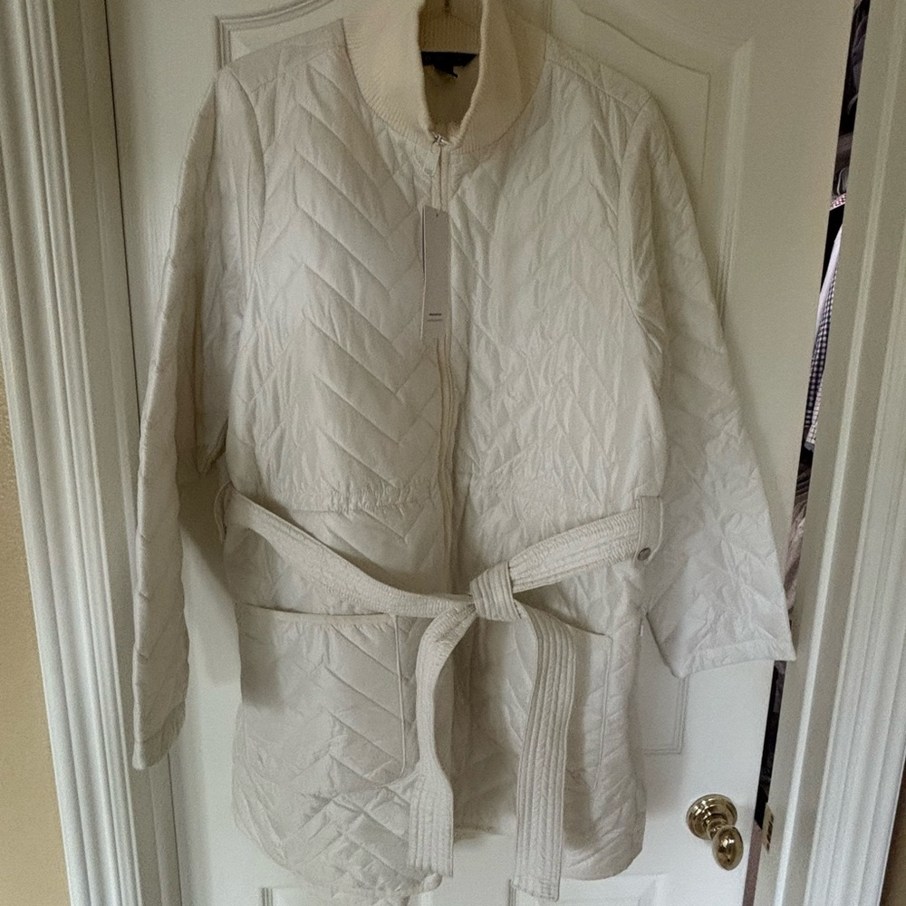 Athleta White Quilted Puffer Jacket